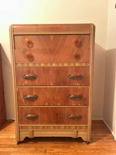 Photo of free Antique dresser (Mount Washington) #2