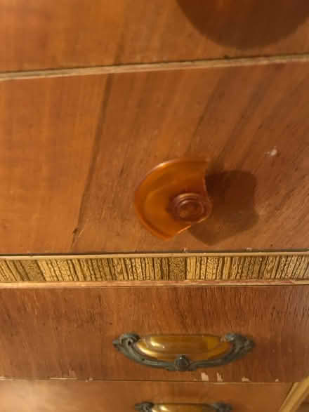 Photo of free Antique dresser (Mount Washington) #1
