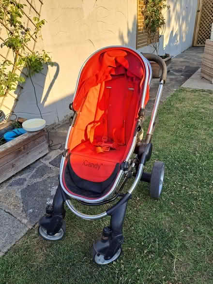 Photo of free I candy buggy (Romford RM7) #2