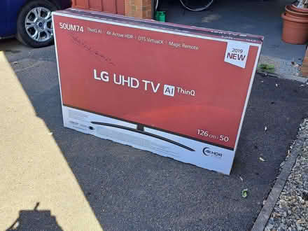 Photo of free lg hdr tv (Oundle PE8) #2