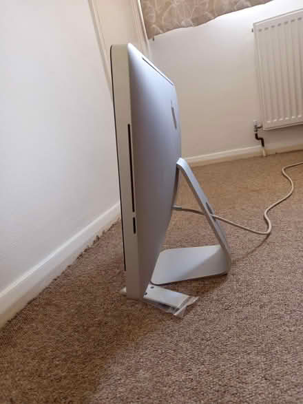 Photo of free iMac 10,1 (2010) running Catalina (Hemel Hempstead HP1) #4