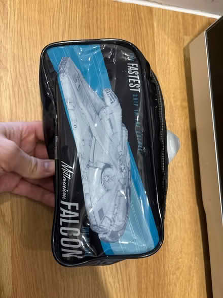 Photo of free Star Wars pencil case (SK1 millgate) #2