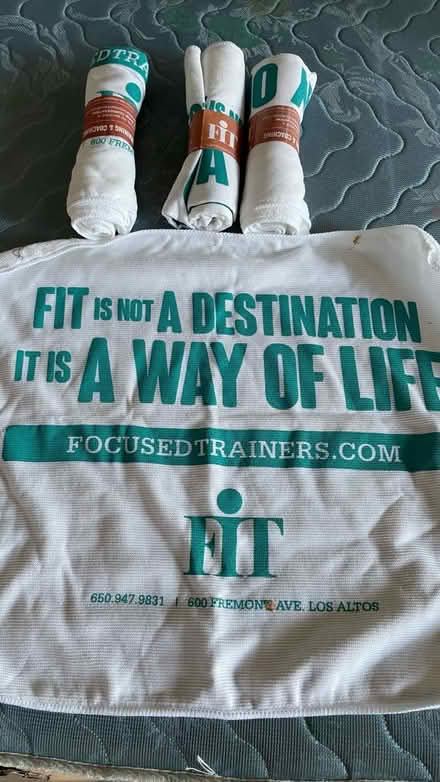 Photo of free Towels, corks, bracelet, phone grip (Fremont & 85) #1