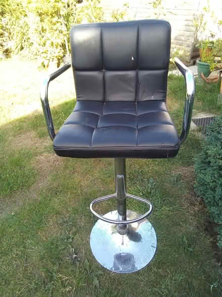 Photo of free Bar stool (Bolsover Derbyshire) #1