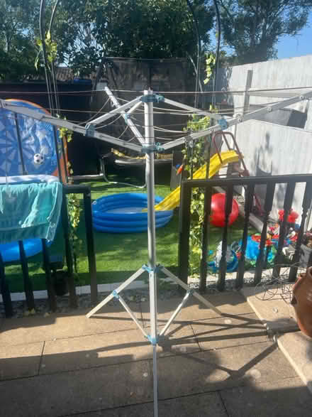 Photo of free Outdoor washing line (Waterlooville) #1