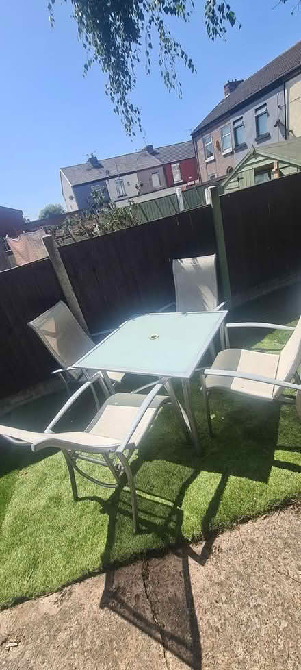 Photo of free Garden table and 4 chairs (CH44 Wirral) #1