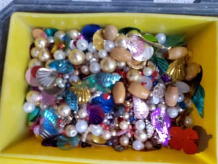 Photo of free Beads for jewellery-making, etc. (Bucknell SY7) #4