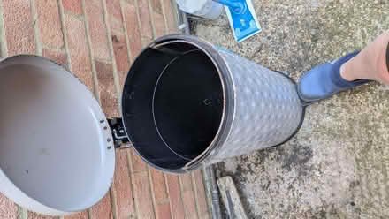 Photo of free Kitchen bin (Loughton IG10) #2