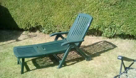 Photo of free Reclining plastic garden sunlounger (CH2 (Newton)) #3