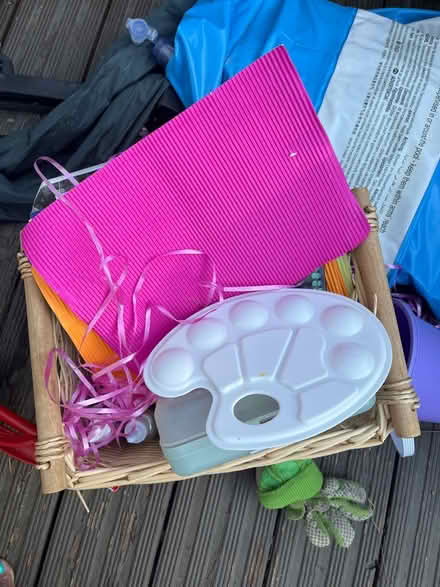 Photo of free Art supplies (Whitton TW3) #1
