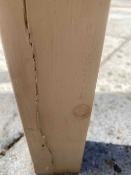 Photo of free Tall over radiator table (Hitchin SG4) #4