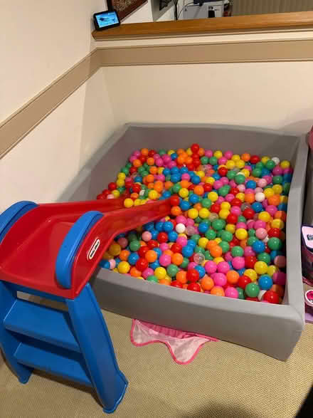 Photo of free Child’s sq. ball pit & ~750 ball (Oella/Old Ellicott city) #1