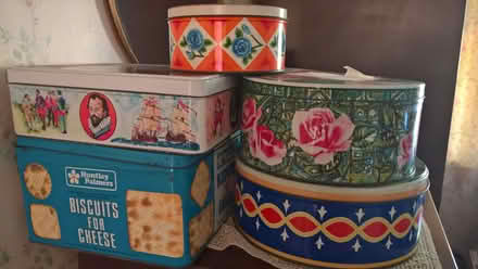 Photo of free 5 Tins (Hulham EX8) #1