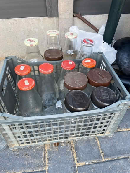 Photo of free Empty jars / bottles (Oadby LE2) #2