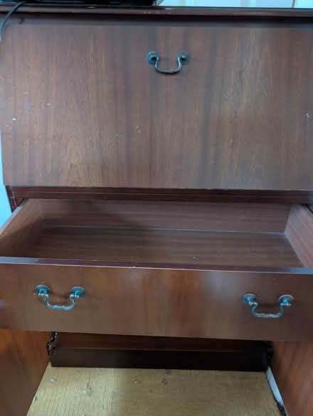 Photo of free Desk Unit (Wellingborough Northampton) #3