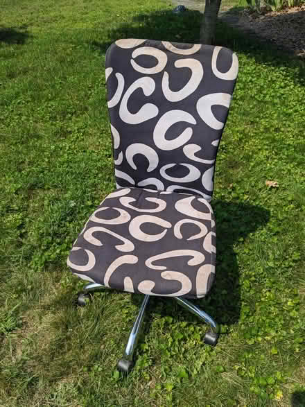 Photo of free Desk Chair (North Waltham) #1