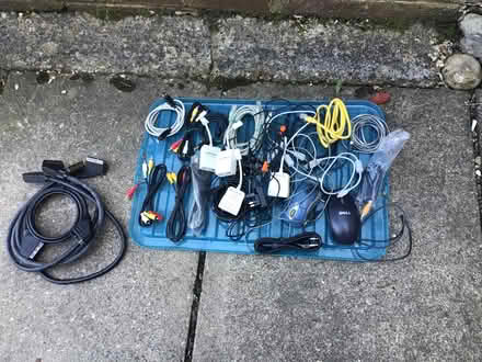 Photo of free Various cables (Haywards Heath RH16) #1
