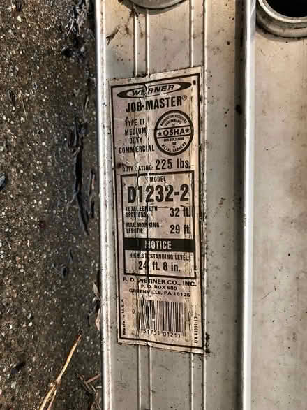 Photo of free 32 ft extension ladders & scaffold (Sacramento - Edison Ave/Fulton) #3