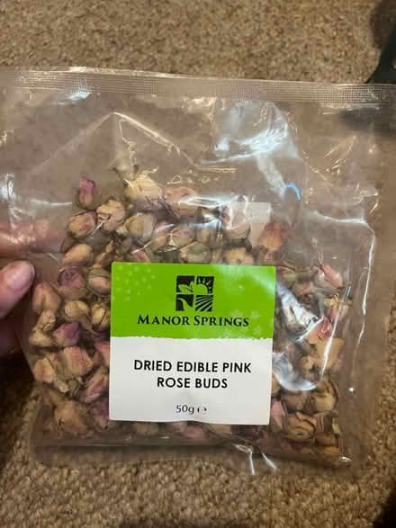 Photo of free Dried edible pink rose buds (Frilford OX13) #1