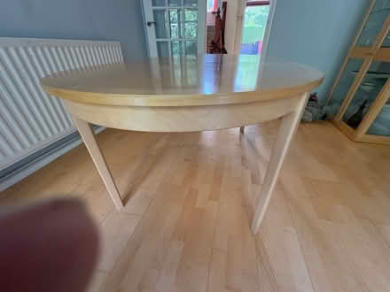 Photo of free IKEA extendable dining table and 6 chairs (Enfield EN2) #1
