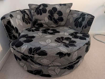 Photo of free Large spinning Chair (DFS) (Whitchurch-On-Thames RG8) #3