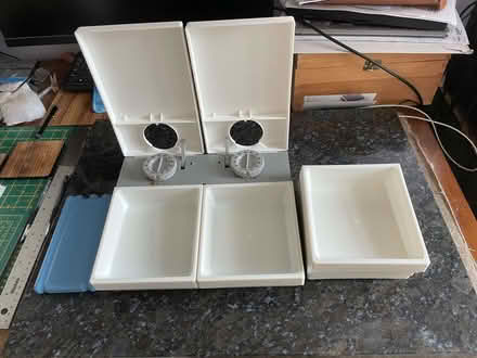 Photo of free Automatic Cat Feeder (Whitmore Reans WV6) #2
