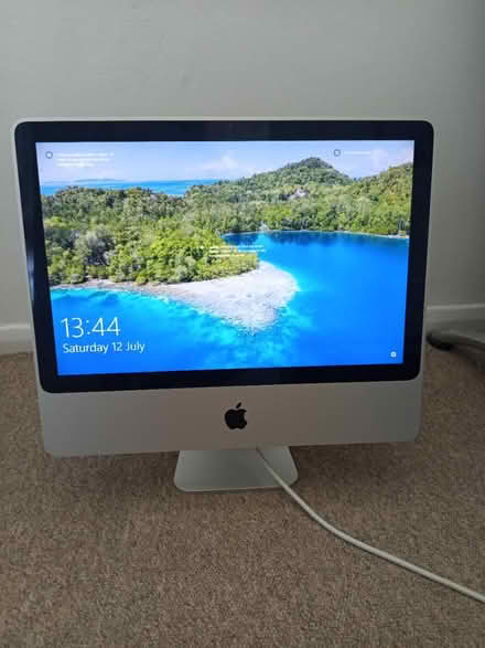 Photo of free iMac 9,1 (2009) running Windows 10 (Hemel Hempstead HP1) #2