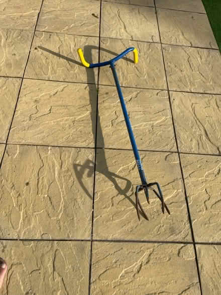 Photo of free Weed puller (Isleworth tw75hs) #1