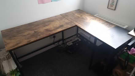Photo of free L shaped desk, collection only, BN1 (Brighton, BN1) #1