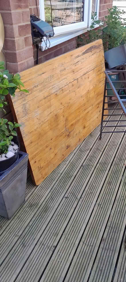 Photo of free Large outdoor table (Bishopton Hamlet CV37) #1