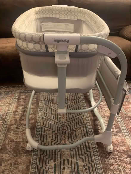 Photo of free Bassinet/portable crib (Paterson) #3