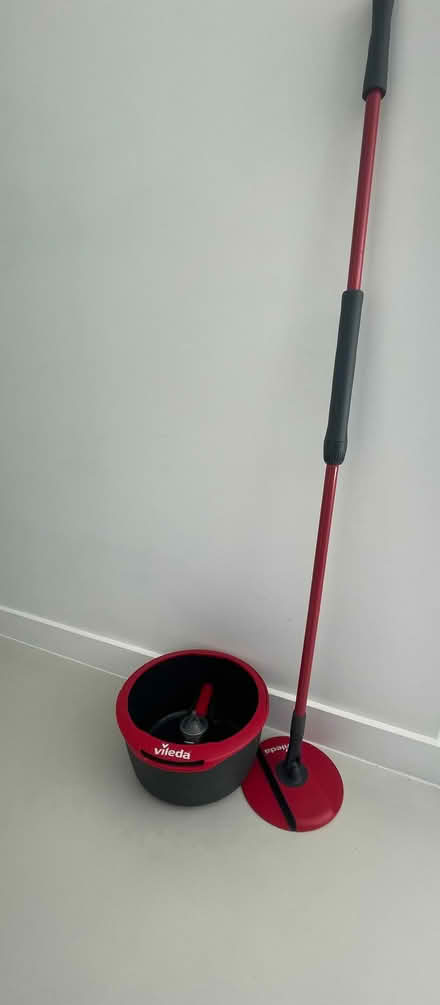 Photo of free New Vileda Spin & Clean Mop (Sevenoaks TN13) #3