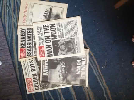 Photo of free repro newspapers (Quinton B32) #1
