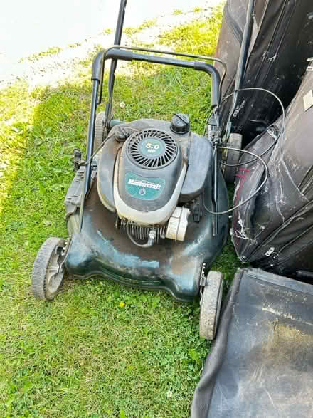 Photo of free Gas Push mower - idk if works (Kitchener HomerWatsonBlockLine) #1