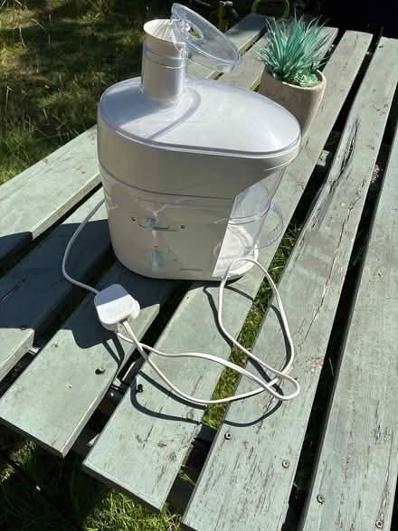 Photo of free Juicer (KT4 8AL) #1