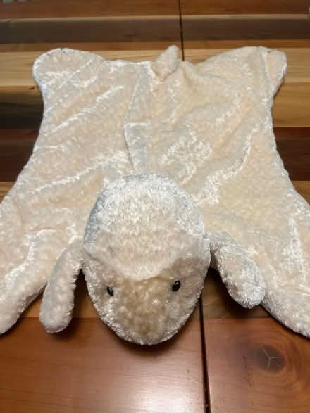 Photo of free Gund soft lamb (S Section) #1