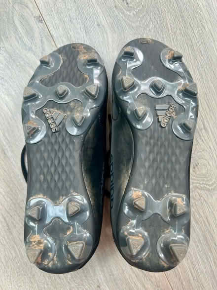 Photo of free Children’s football boots (Kenilworth CV8) #3