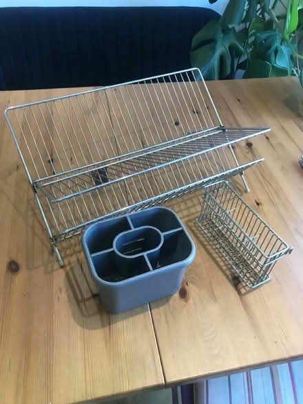 Photo of free Sink drainer set (PR6 Heapey Bank) #1