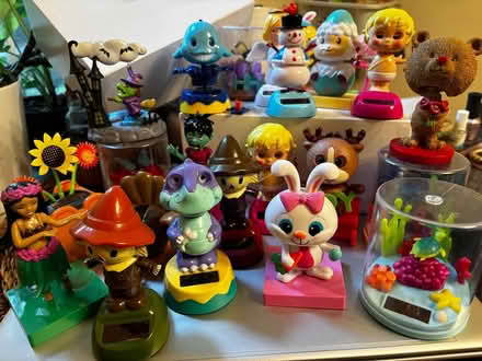 Photo of free Solar bobblehead toys (Takoma Park, Garland Ave) #1