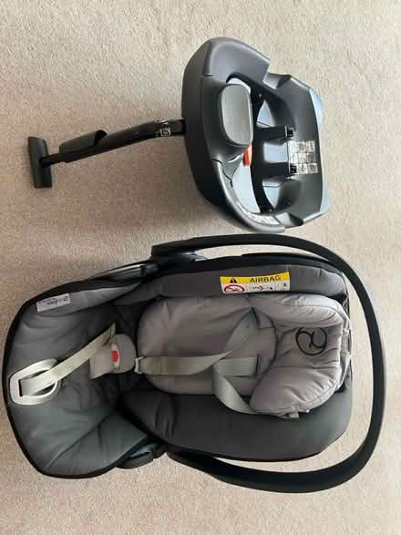 Photo of free Cybex baby car seat and base (CR3 Caterham on the hill) #1