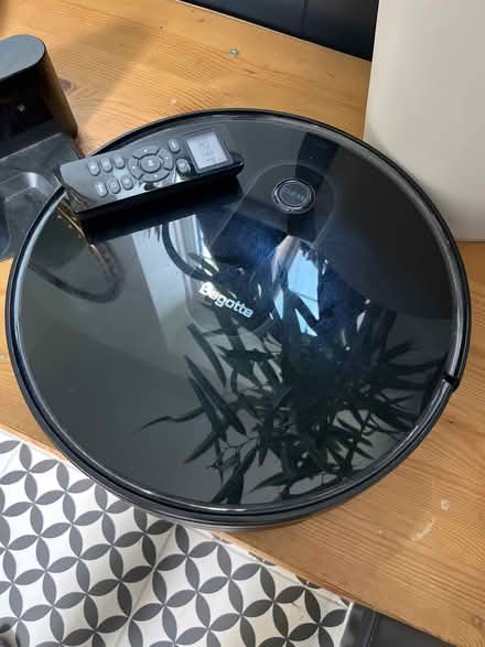 Photo of free Robo vacuum (CR8) #2