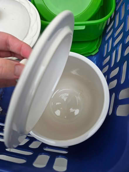 Photo of free Misc kitchen containers (Near cushmans corner) #4