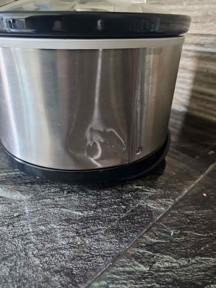 Photo of free Electric slow cooker (Pelton DH2) #2