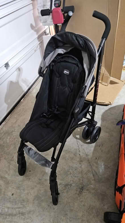 Photo of free Infant/toddler stroller (Houston, TX) #3