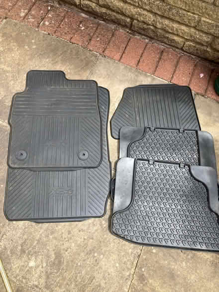 Photo of free Car rubber floor mats (Bromley Common BR2) #1