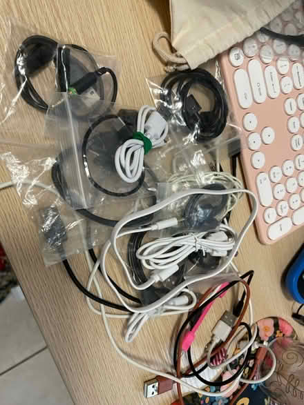 Photo of free USB adapter cables (Hallandale Beach Blvd and US1) #1
