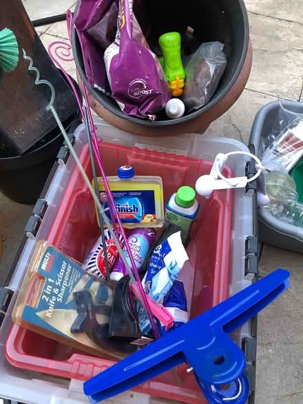 Photo of free Random garden/household bits (Billericay) #3