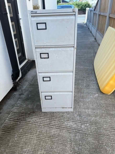 Photo of free Lockable unit (Gipton LS8) #1