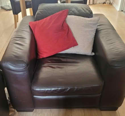 Photo of free Real leather corner sofa and armchair (need gone by Sunday!) (Barrhead G78) #2