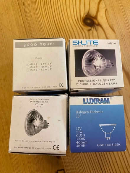 Photo of free 4 light bulbs (Hove Green BN3) #1